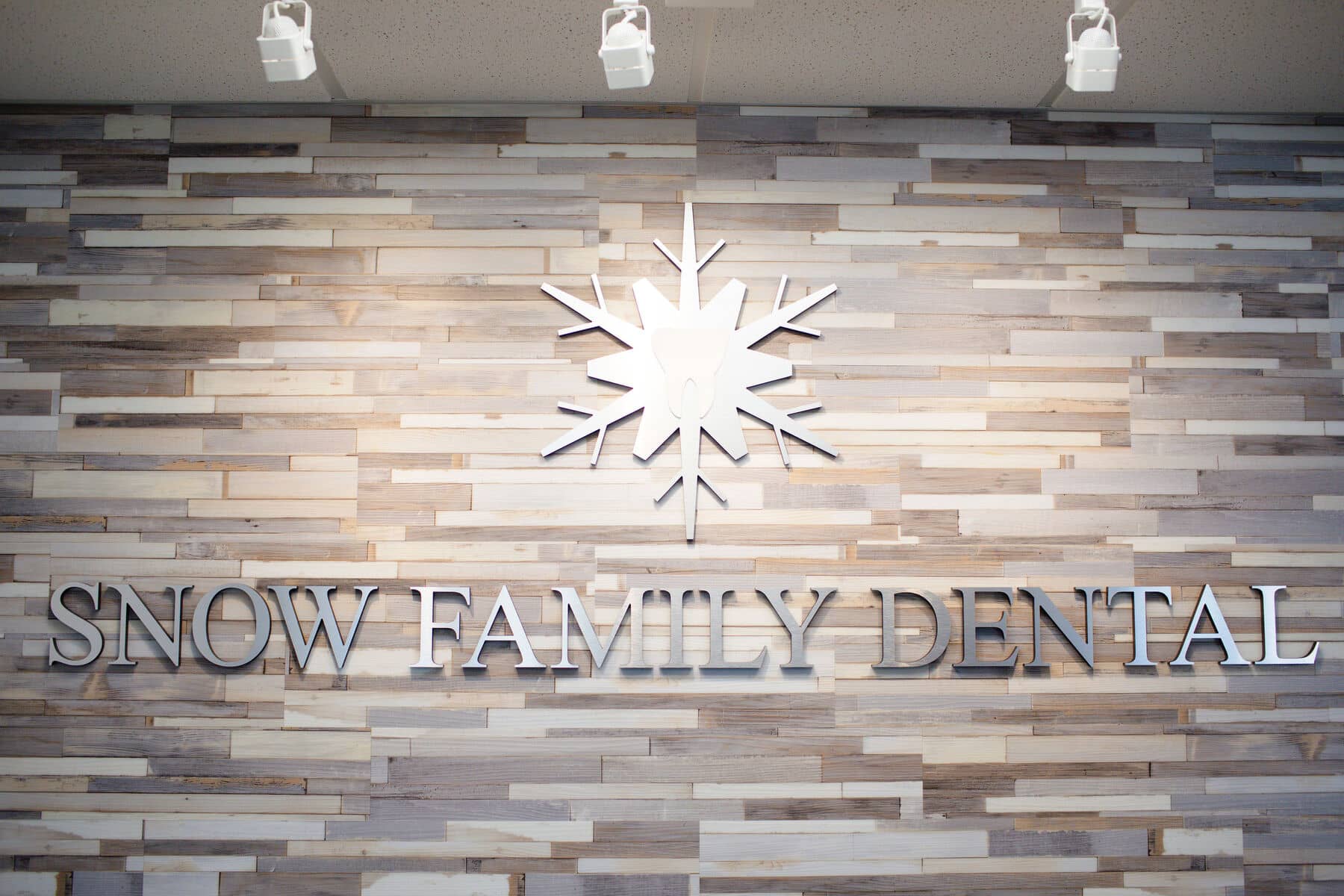 snow family dental in frankfort