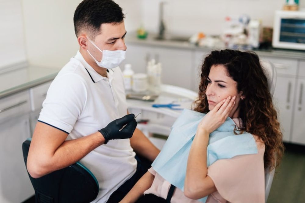 What Should You Avoid During a Dental Emergency? Common Mistakes That Make It Worse